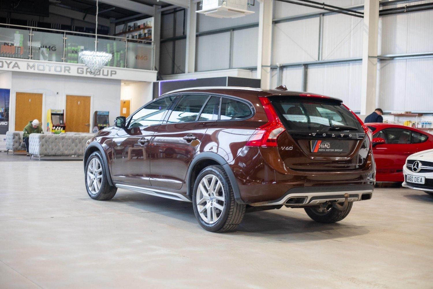 Used Volvo V60 Cross Country for sale - 77882674: Photo 4