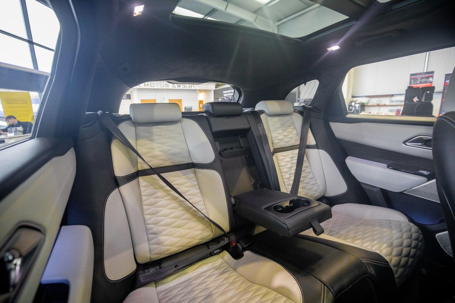 Used Land Rover Range Rover Velar for sale - 76825117: Photo 18