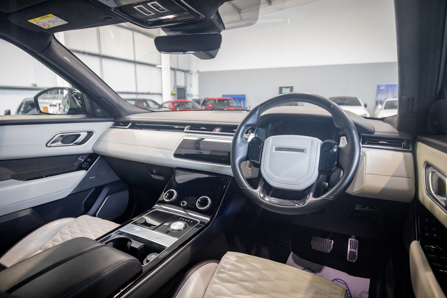 Used Land Rover Range Rover Velar for sale - 76825117: Photo 2