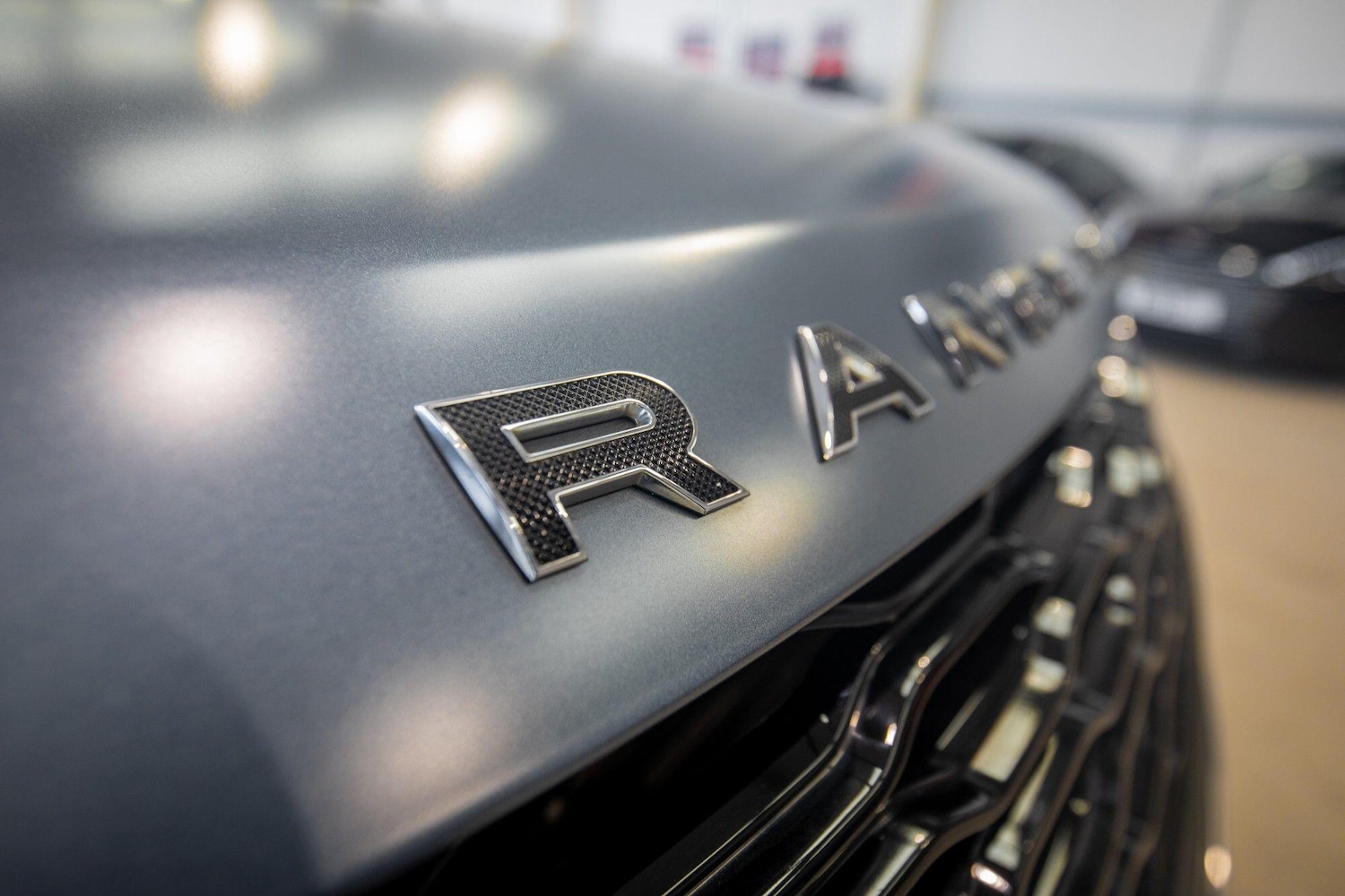 Used Land Rover Range Rover Velar for sale - 76825117: Photo 25