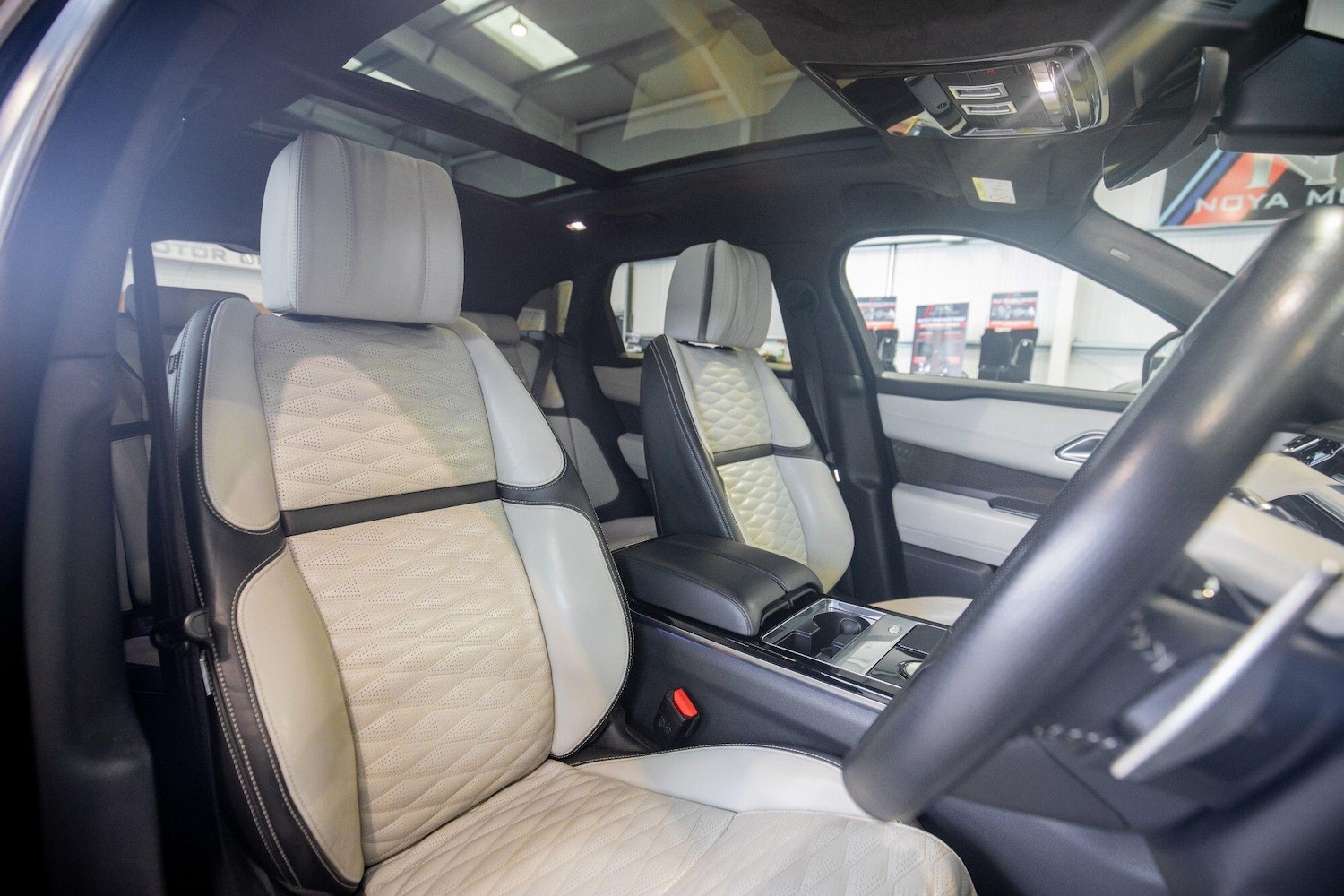 Used Land Rover Range Rover Velar for sale - 76825117: Photo 3