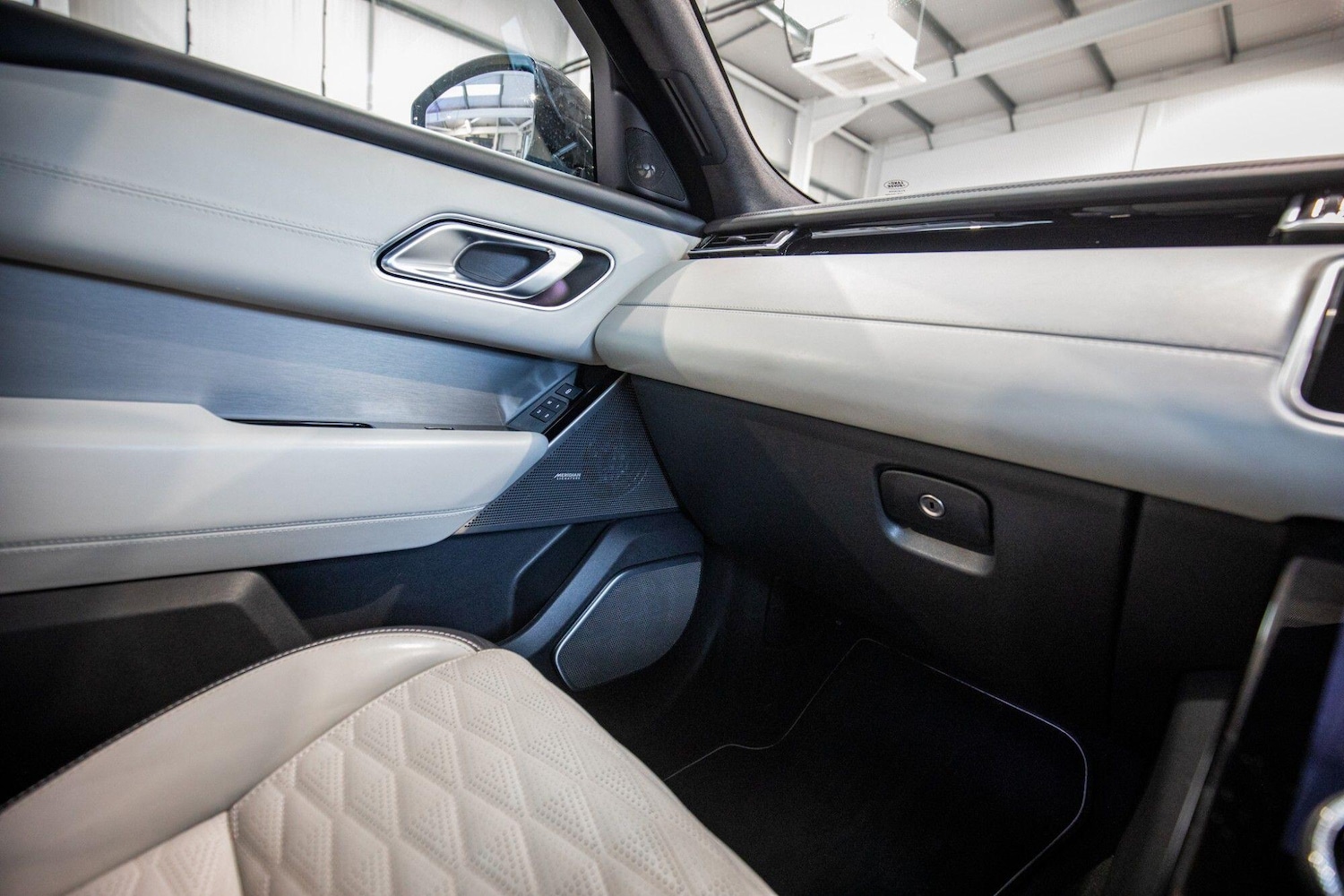 Used Land Rover Range Rover Velar 2020 for sale - 78034837: Photo 35