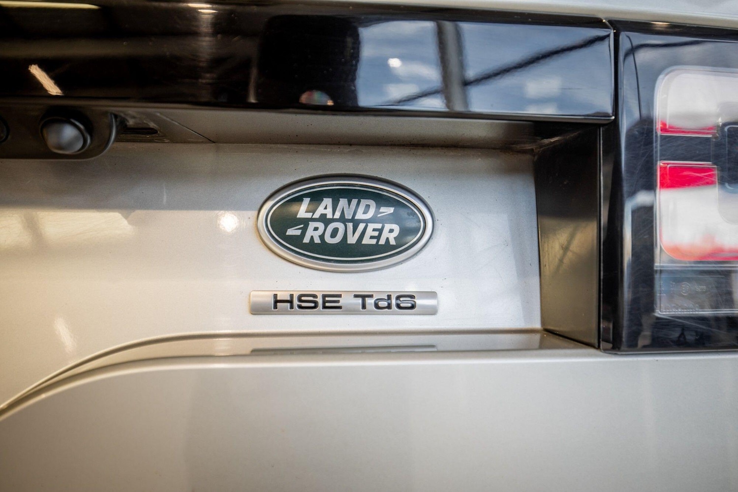 Used Land Rover Discovery 2017 for sale - 78116119: Photo 14