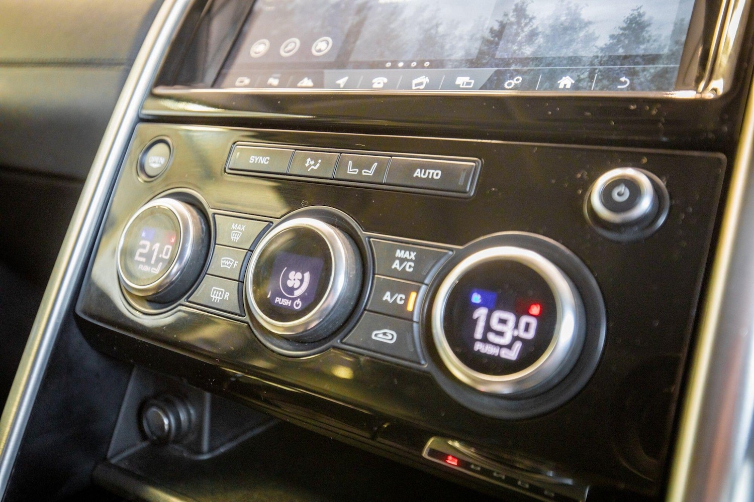 Used Land Rover Discovery 2017 for sale - 78116119: Photo 29