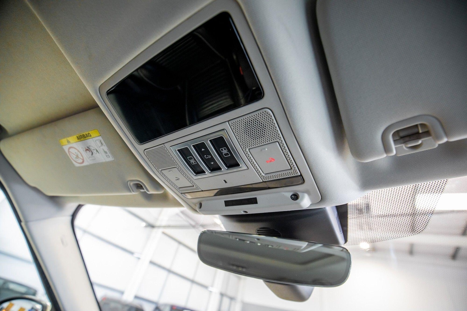 Used Land Rover Discovery 2017 for sale - 78116119: Photo 32