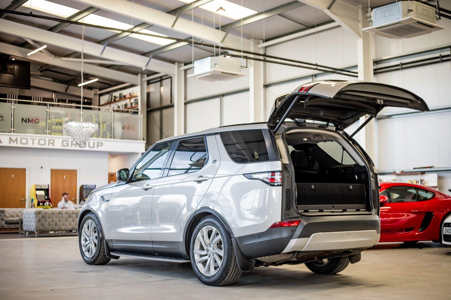 Used Land Rover Discovery 2017 for sale - 78116119: Photo 35