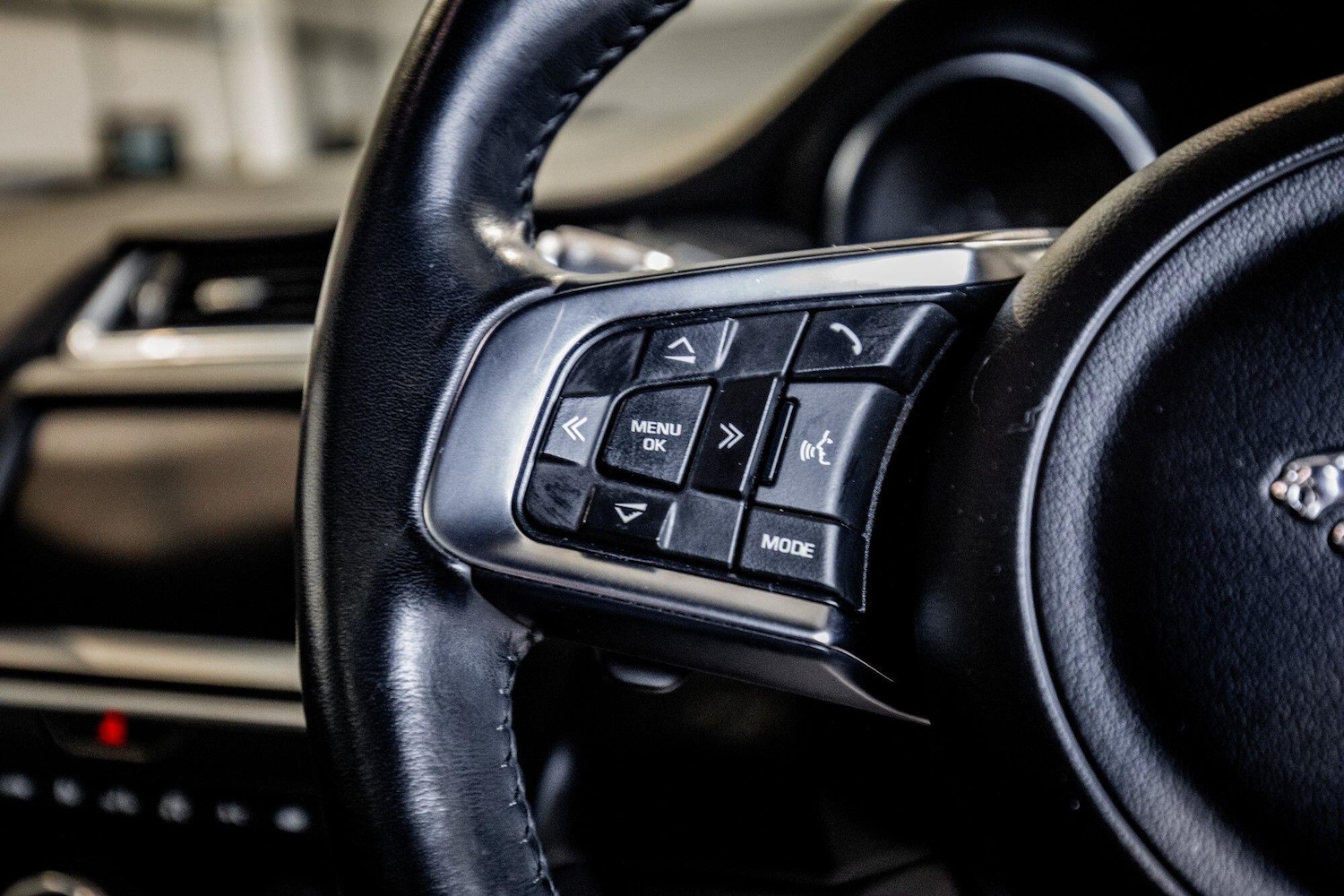 Used Jaguar E-Pace 2019 for sale - 76989383: Photo 19