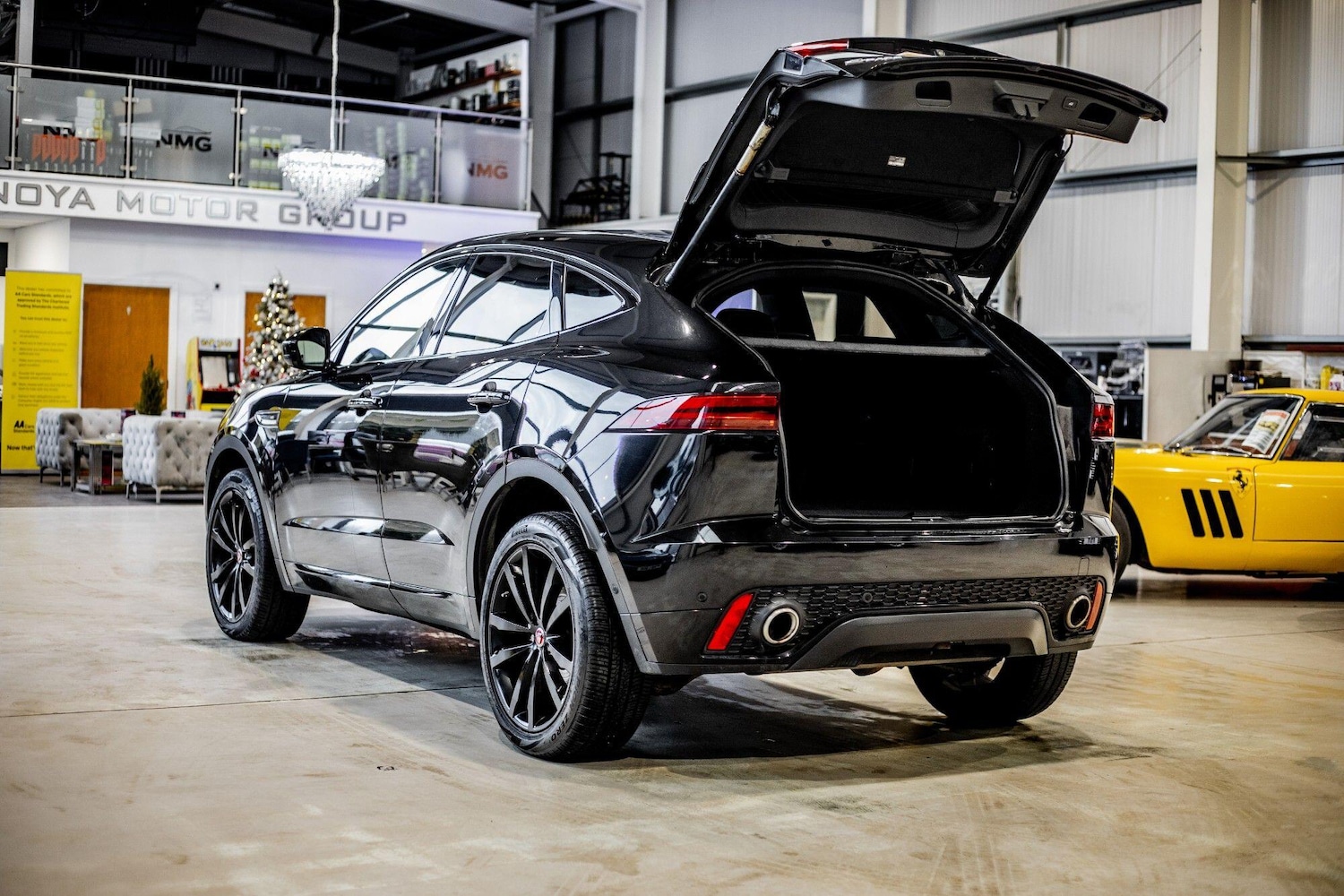 Used Jaguar E-Pace 2019 for sale - 76989383: Photo 44