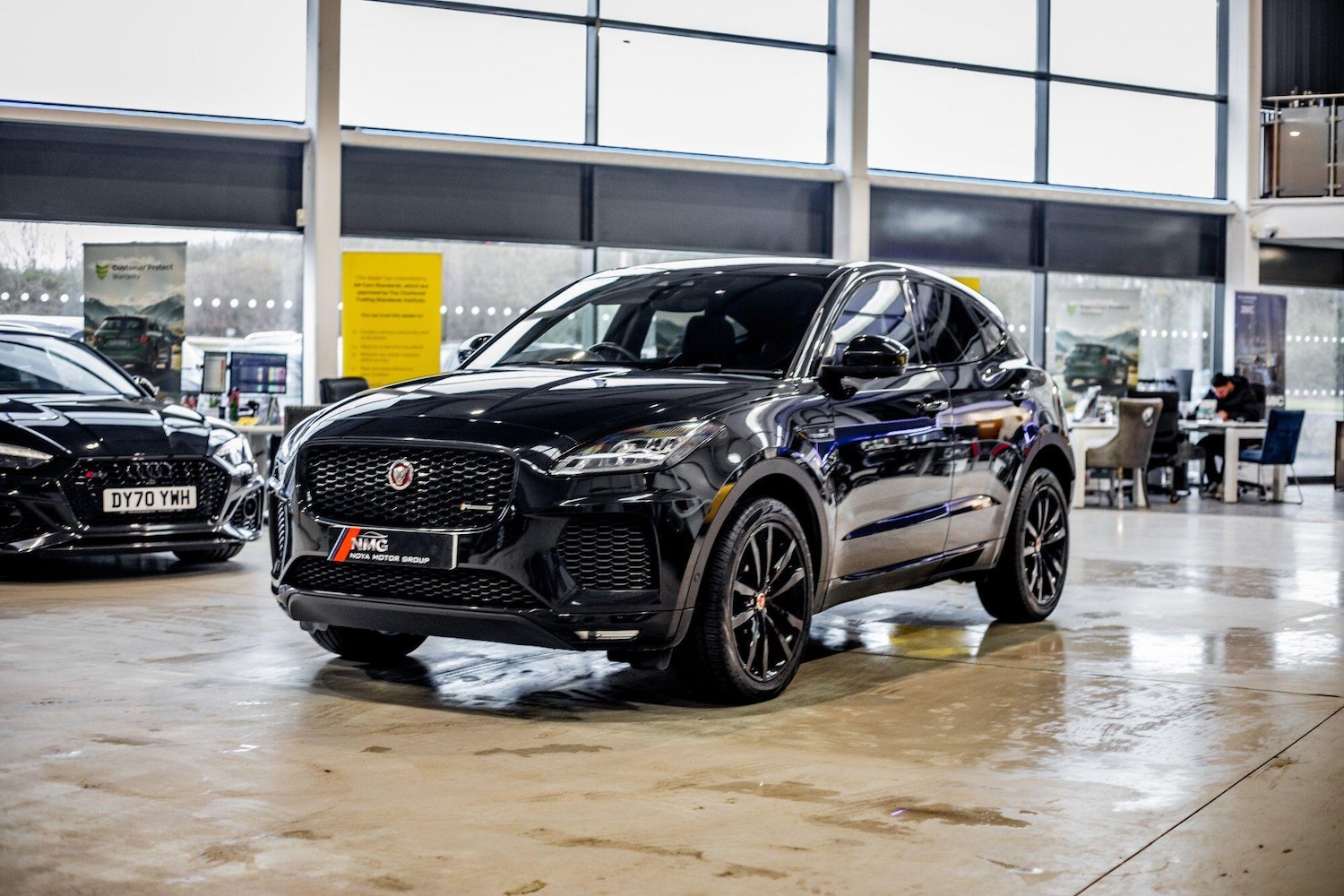 Used Jaguar E-Pace 2019 for sale - 76989383: Photo 9