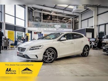 Used Volvo V40 2017 for sale - 78287881: Photo