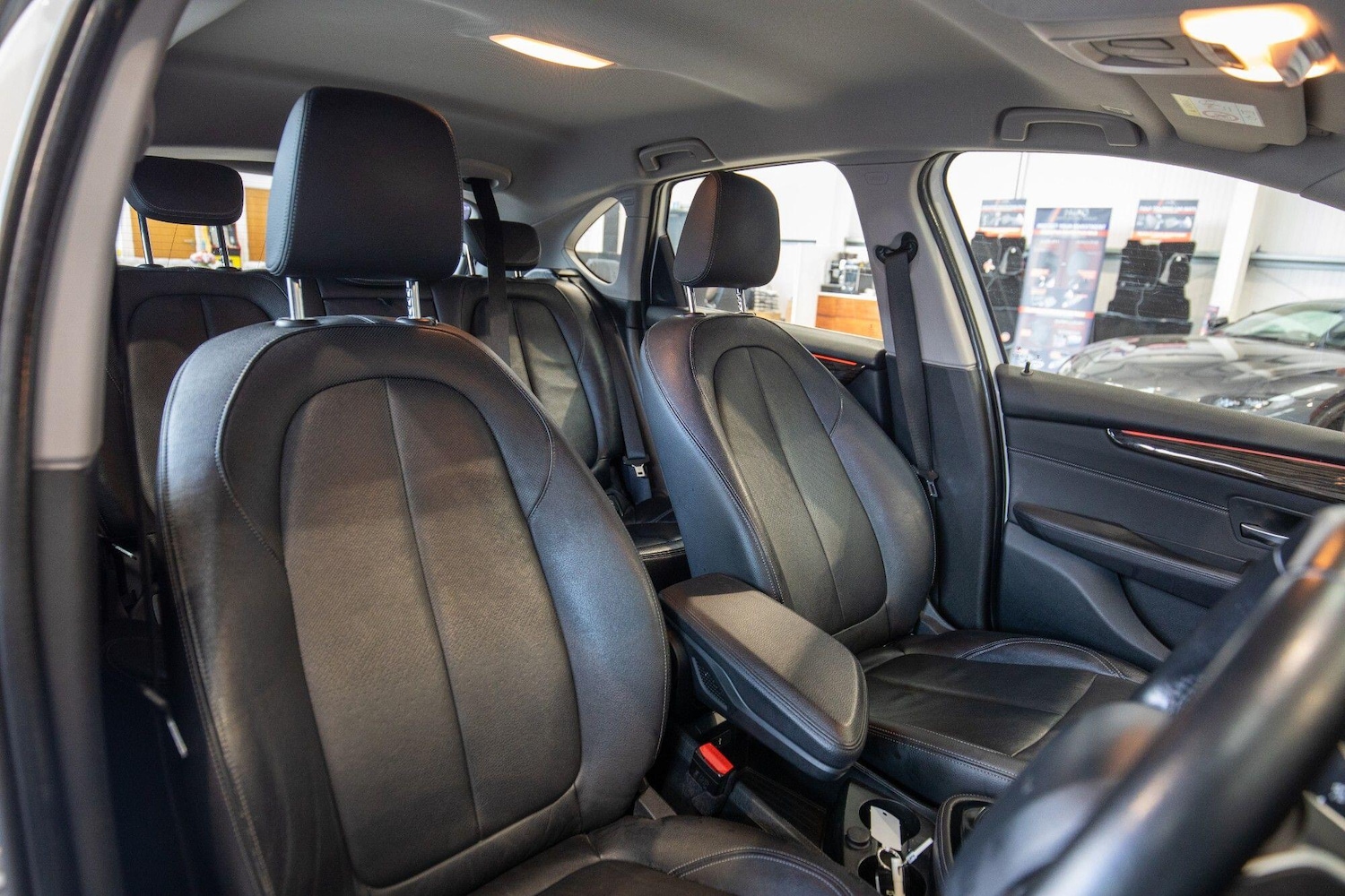 Used BMW 2 Series 2018 for sale - 77067186: Photo 2