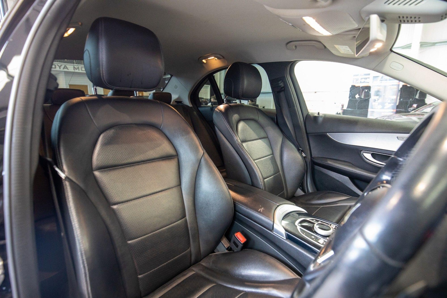 Used Mercedes-Benz C Class for sale - 76824965: Photo 2