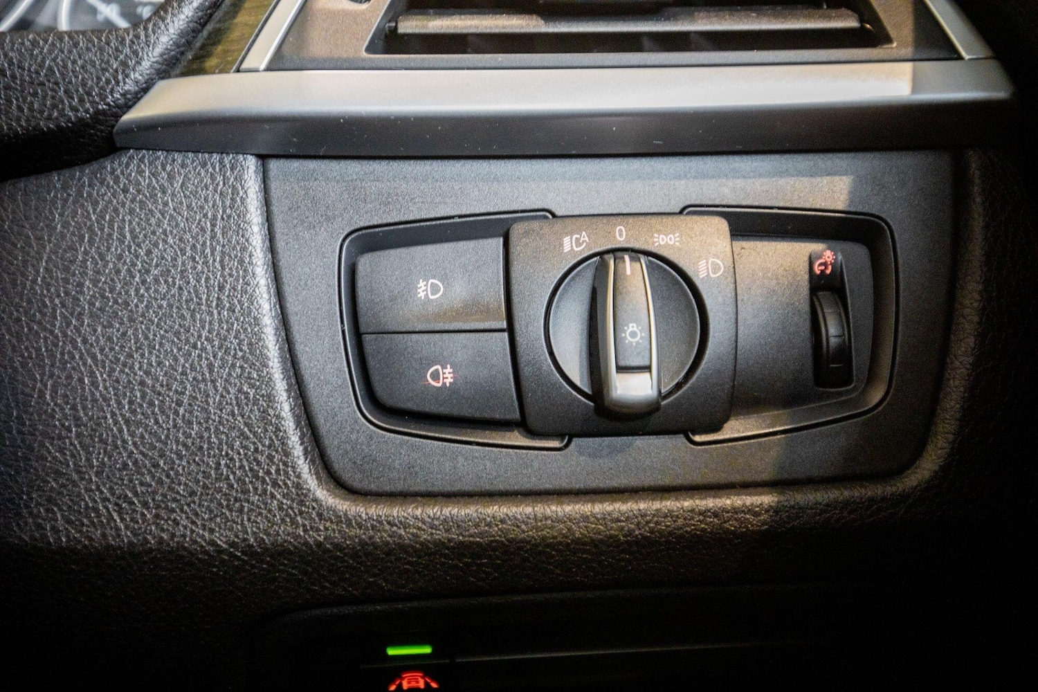 Used BMW 3 Series 2017 for sale - 77671925: Photo 19