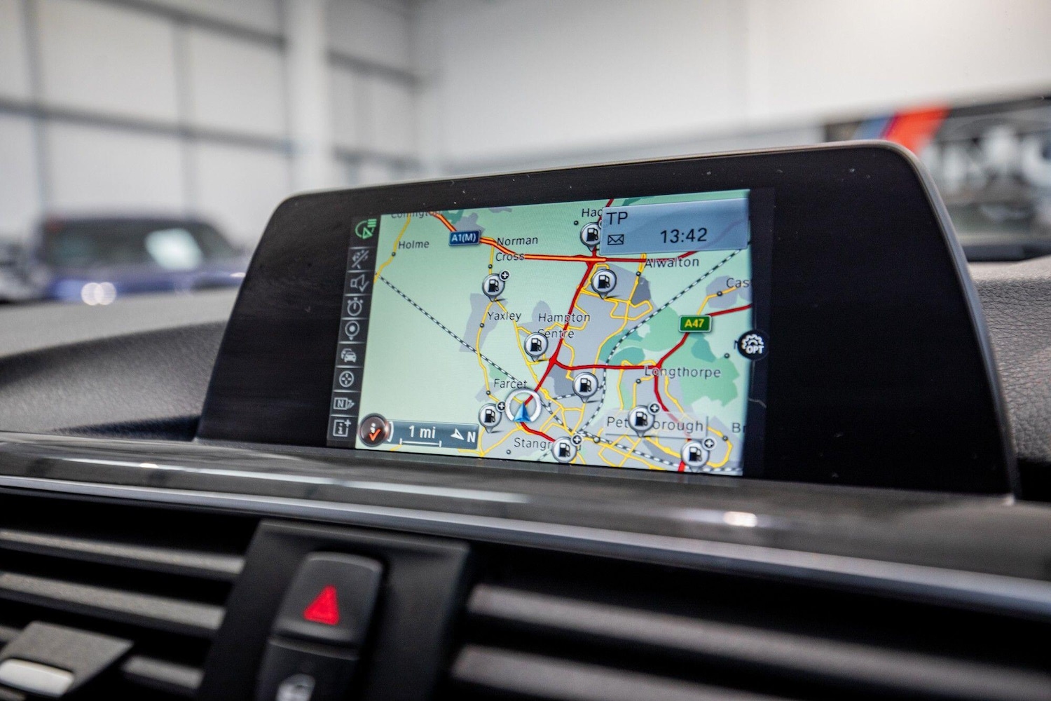 Used BMW 3 Series 2017 for sale - 77671925: Photo 22