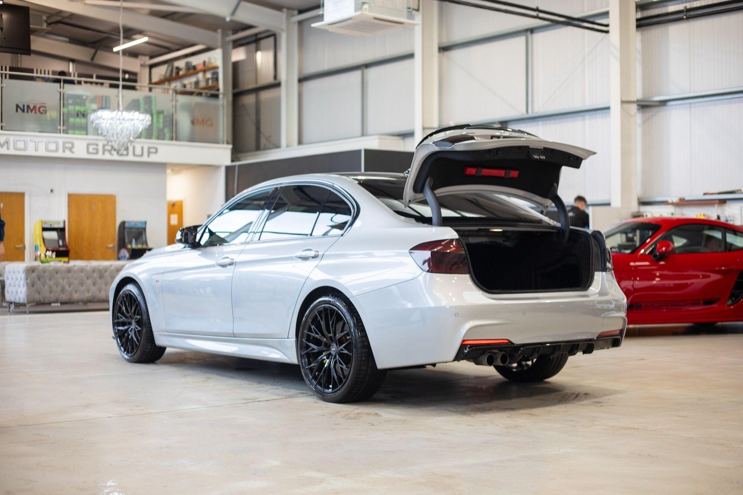 Used BMW 3 Series 2017 for sale - 77671925: Photo 31