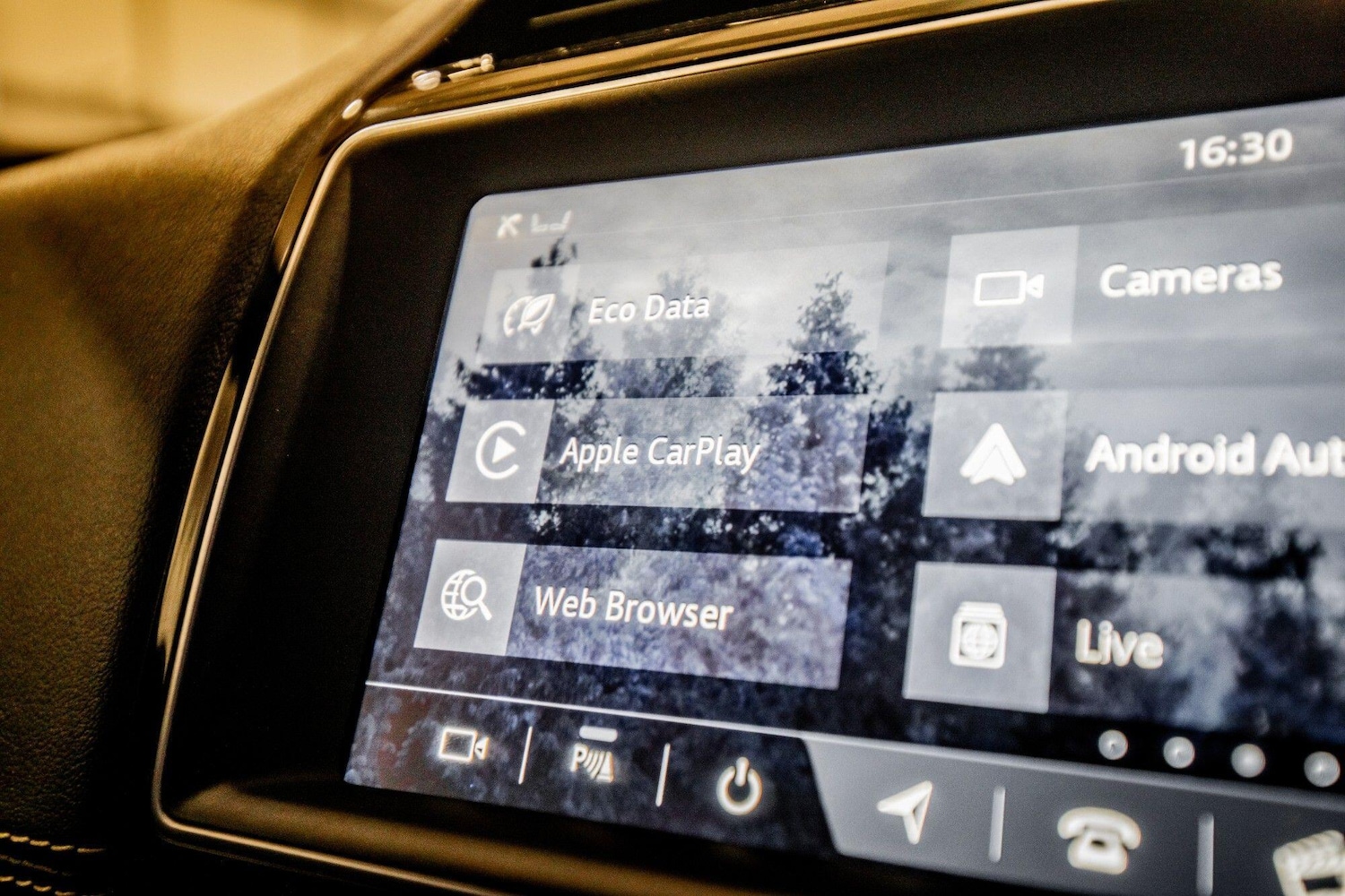 Used Jaguar XE 2019 for sale - 77565172: Photo 27