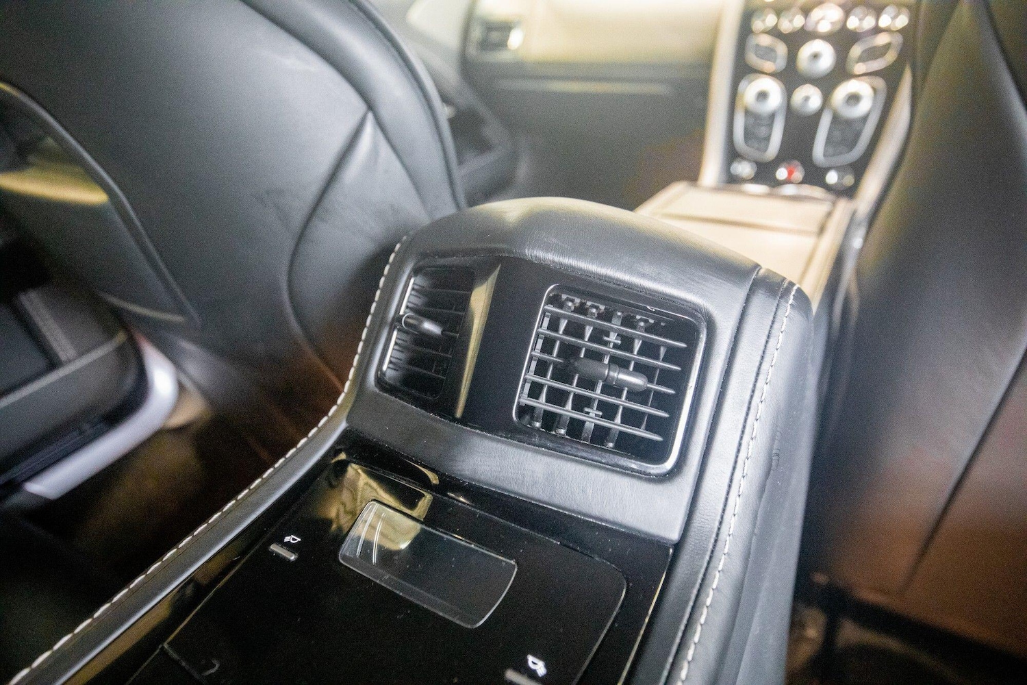 Used Aston Martin Rapide for sale - 76824618: Photo 17