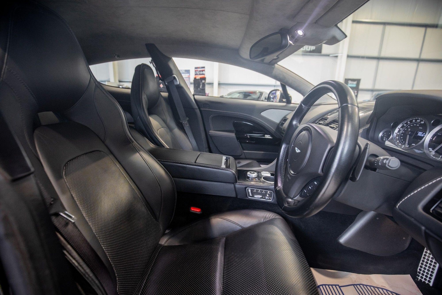 Used Aston Martin Rapide for sale - 76824618: Photo 21