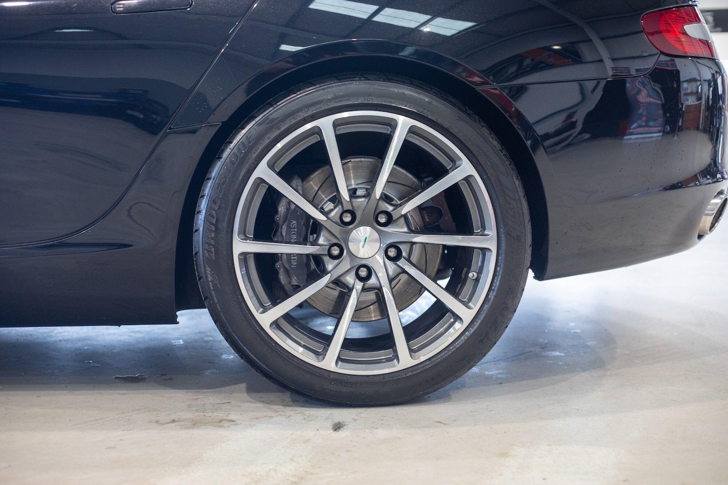 Used Aston Martin Rapide for sale - 76824618: Photo 4