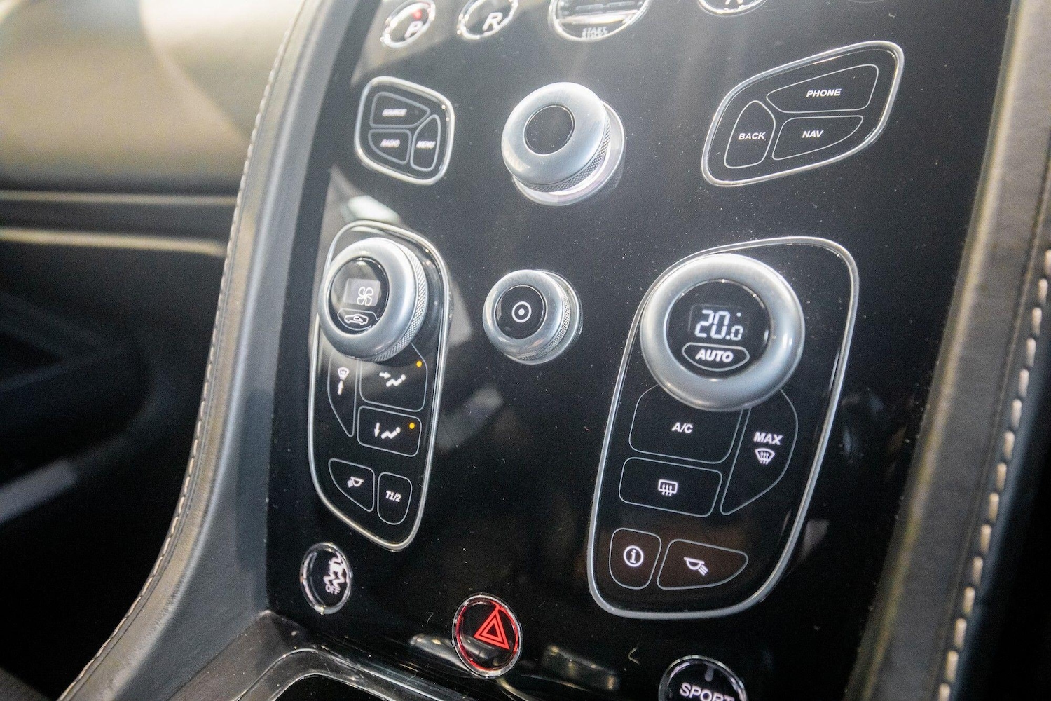 Used Aston Martin Rapide for sale - 76824618: Photo 44