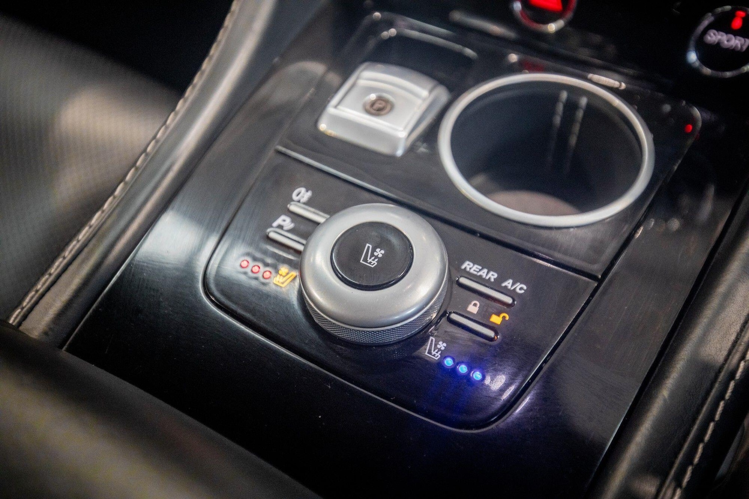 Used Aston Martin Rapide for sale - 76824618: Photo 45