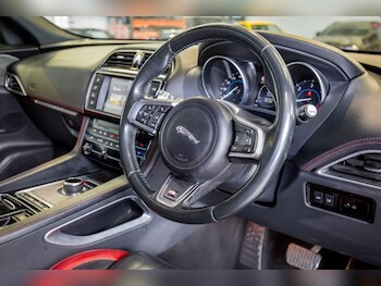 Used Jaguar F-Pace 2016 for sale - 78534232: Photo