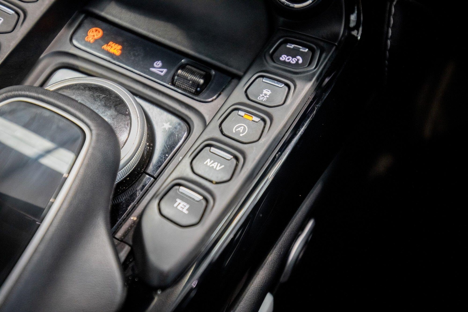 Used Land Rover Defender 2023 for sale - 76823695: Photo 34