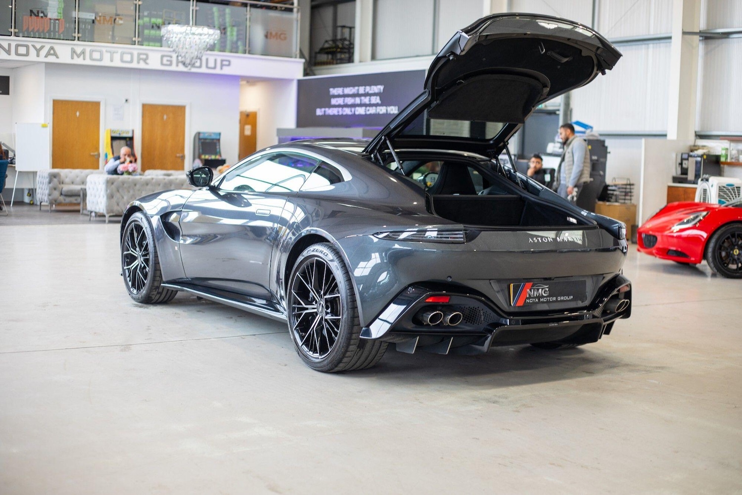 Used Land Rover Defender 2023 for sale - 76823695: Photo 43