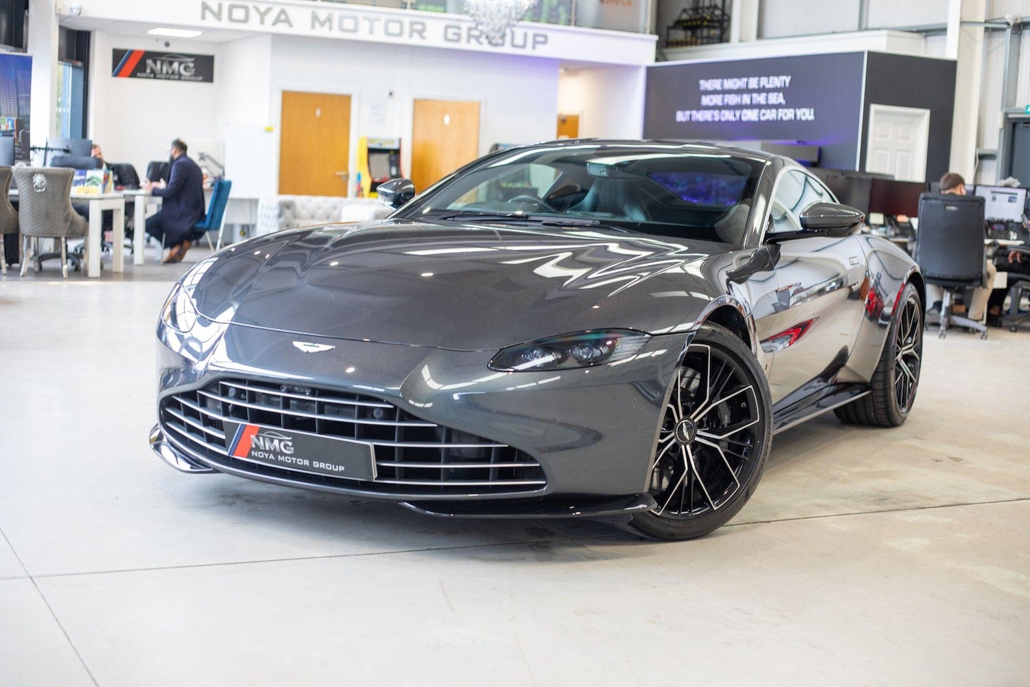 Used Land Rover Defender 2023 for sale - 76823695: Photo 5