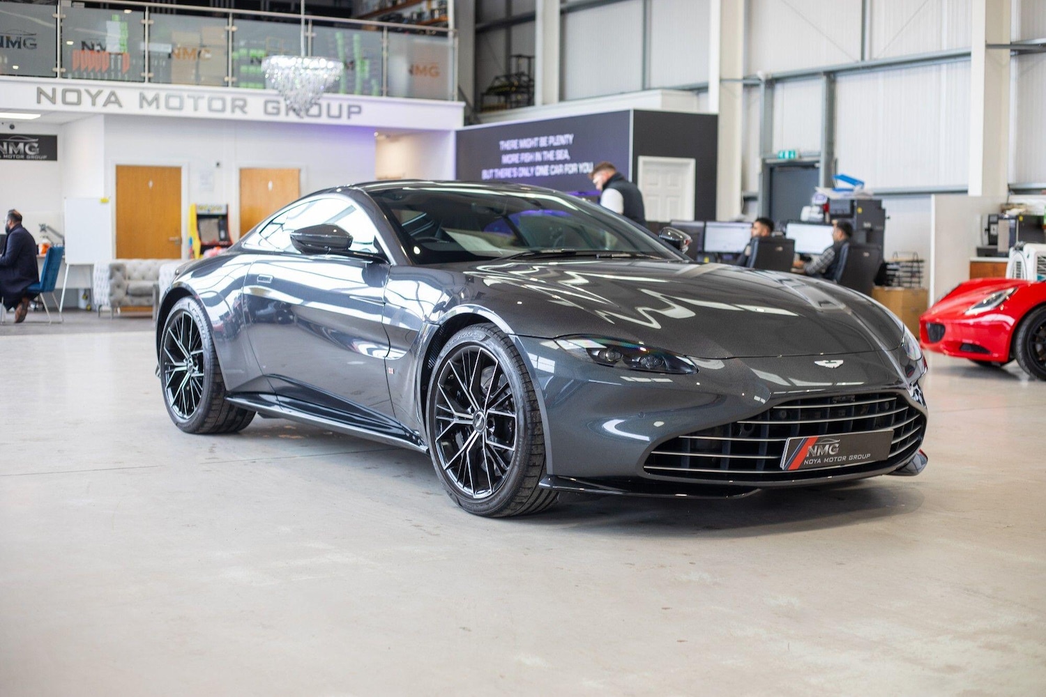 Used Land Rover Defender 2023 for sale - 76823695: Photo 8