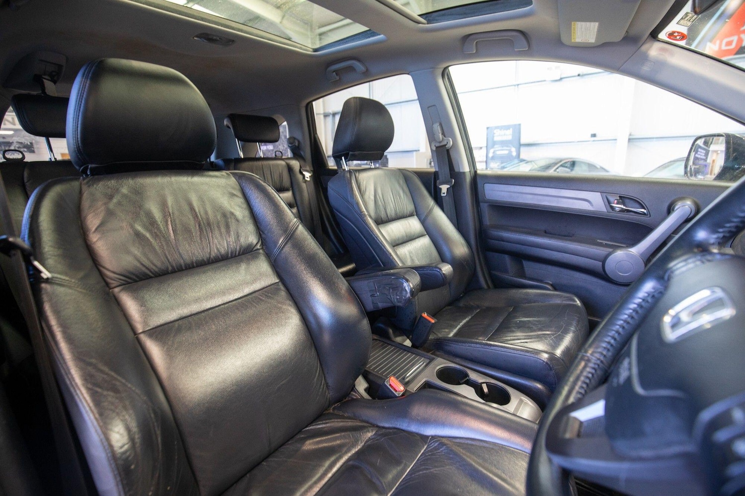 Used Honda CR-V for sale - 76824753: Photo 3