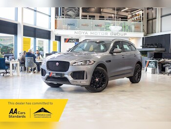 Used Jaguar F-Pace 2020 for sale - 77611842: Photo