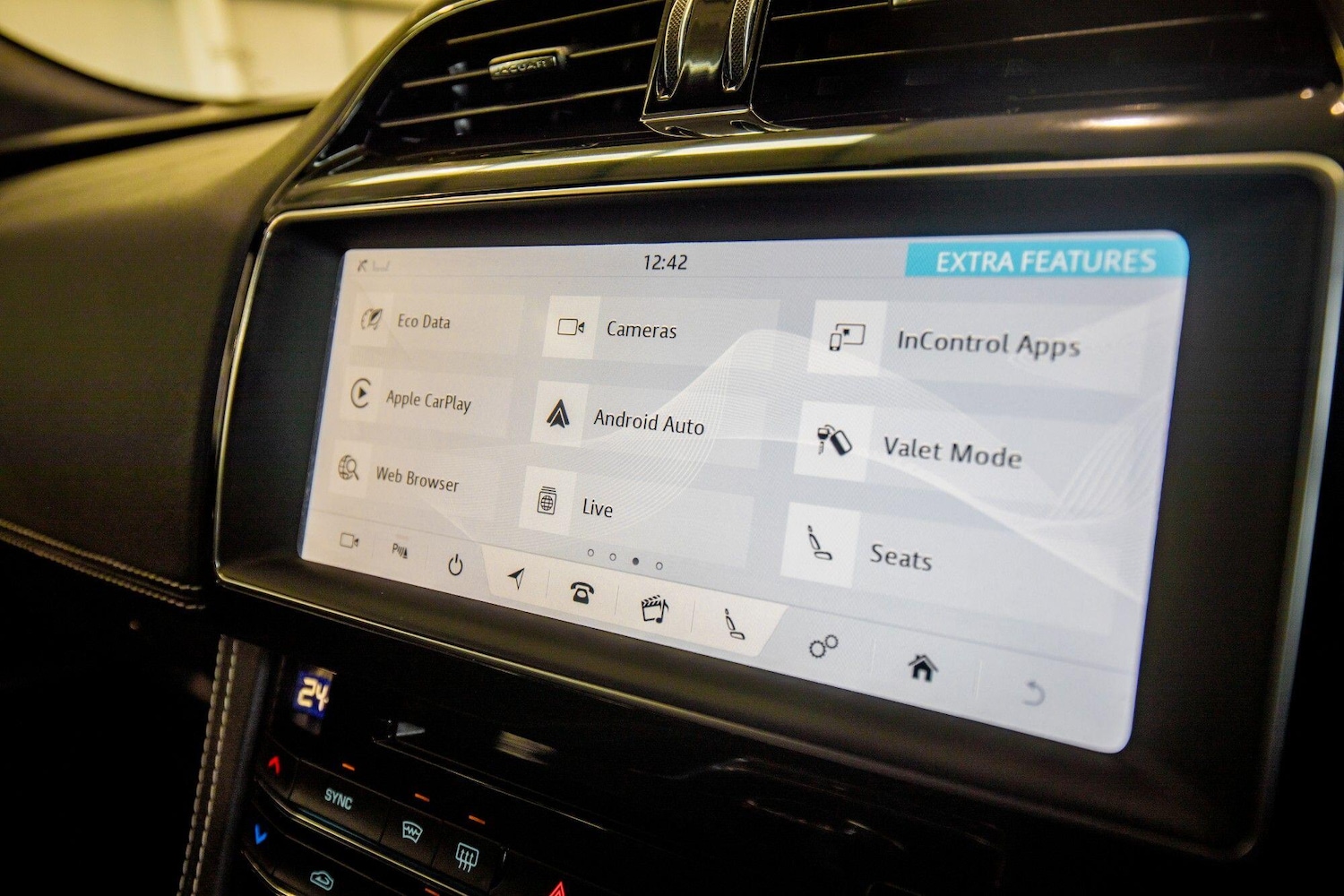 Used Jaguar F-Pace 2020 for sale - 77611842: Photo 26