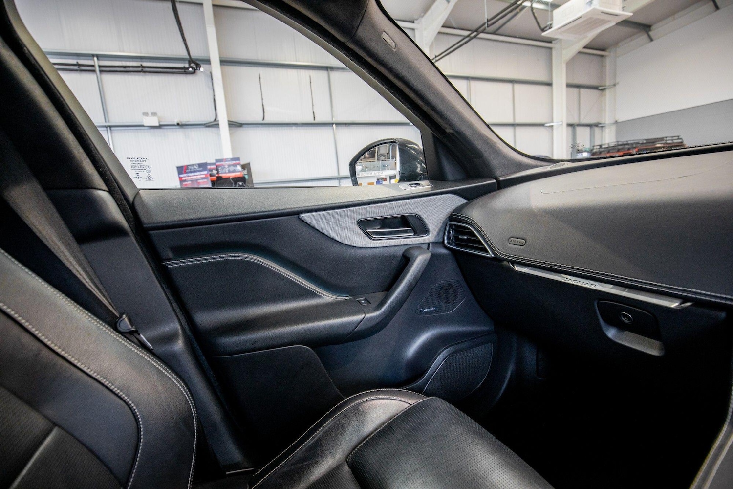 Used Jaguar F-Pace 2020 for sale - 77611842: Photo 35