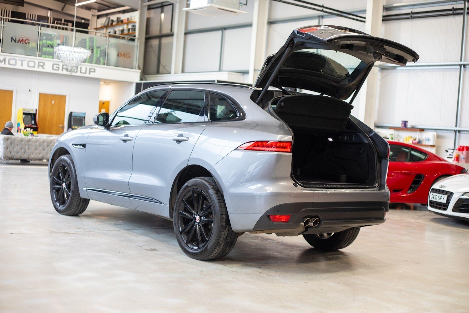 Used Jaguar F-Pace 2020 for sale - 77611842: Photo 40