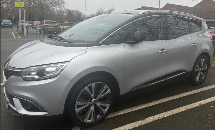 Used Renault Grand Scenic for sale - 78136269: Photo 2