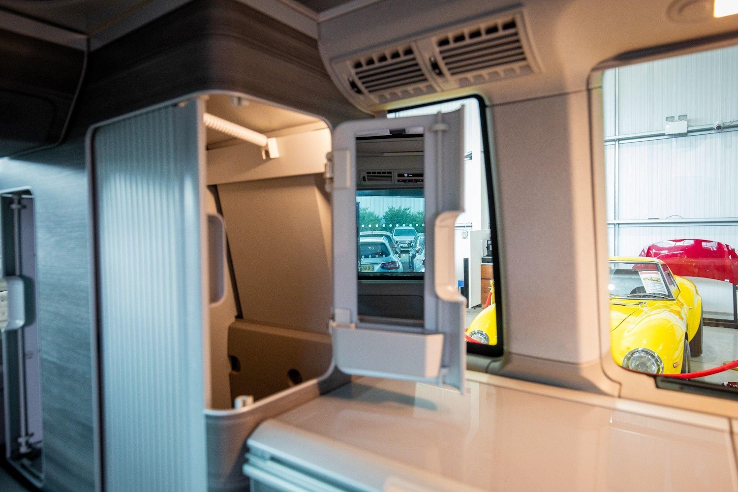 Used Volkswagen California for sale - 76823937: Photo 30