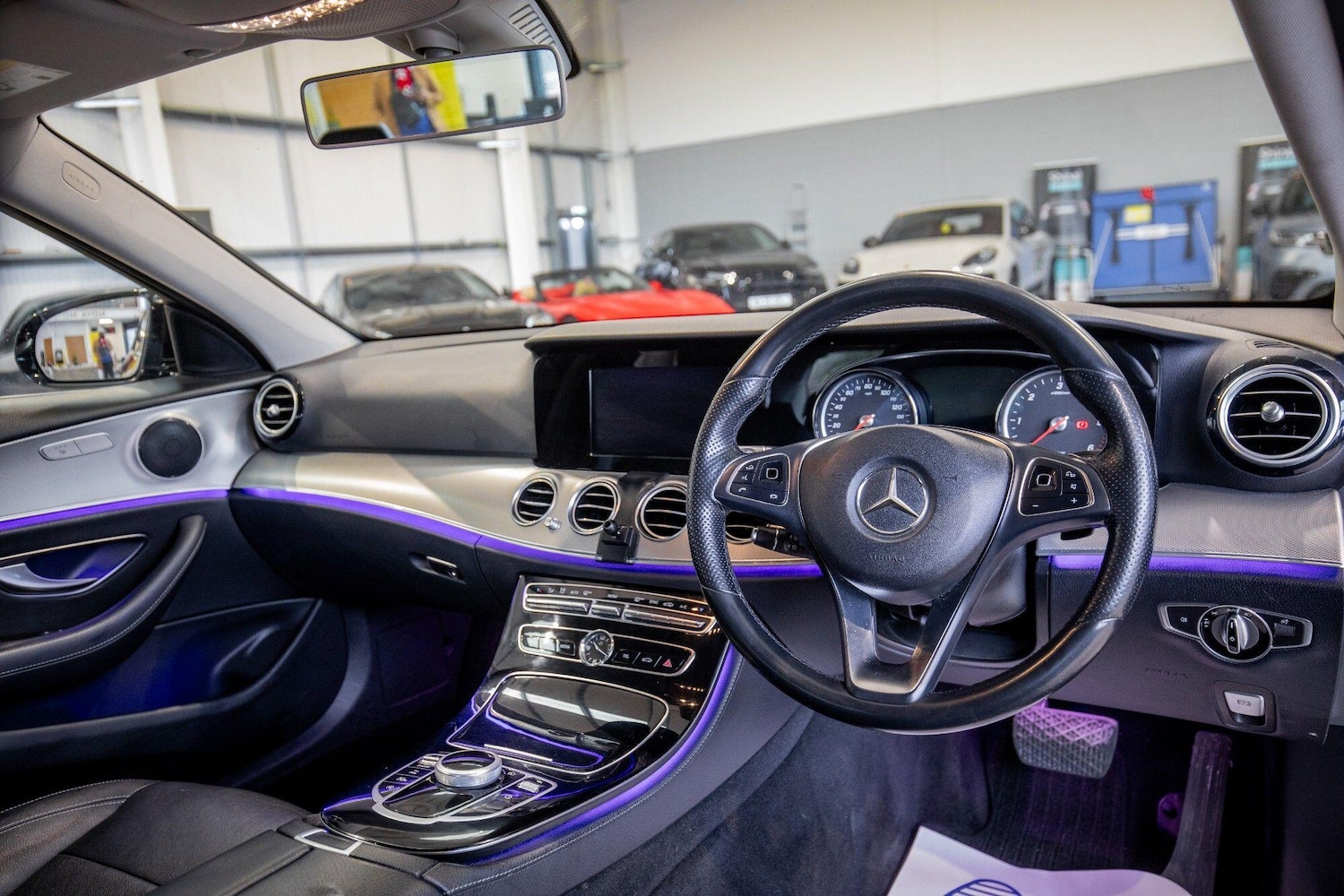 Used Mercedes-Benz E Class 2016 for sale - 77119652: Photo 2