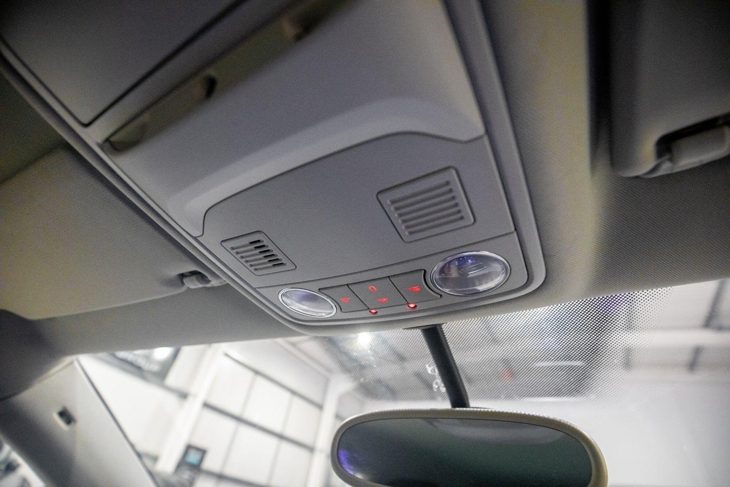 Used Volkswagen Scirocco 2011 for sale - 77412094: Photo 23