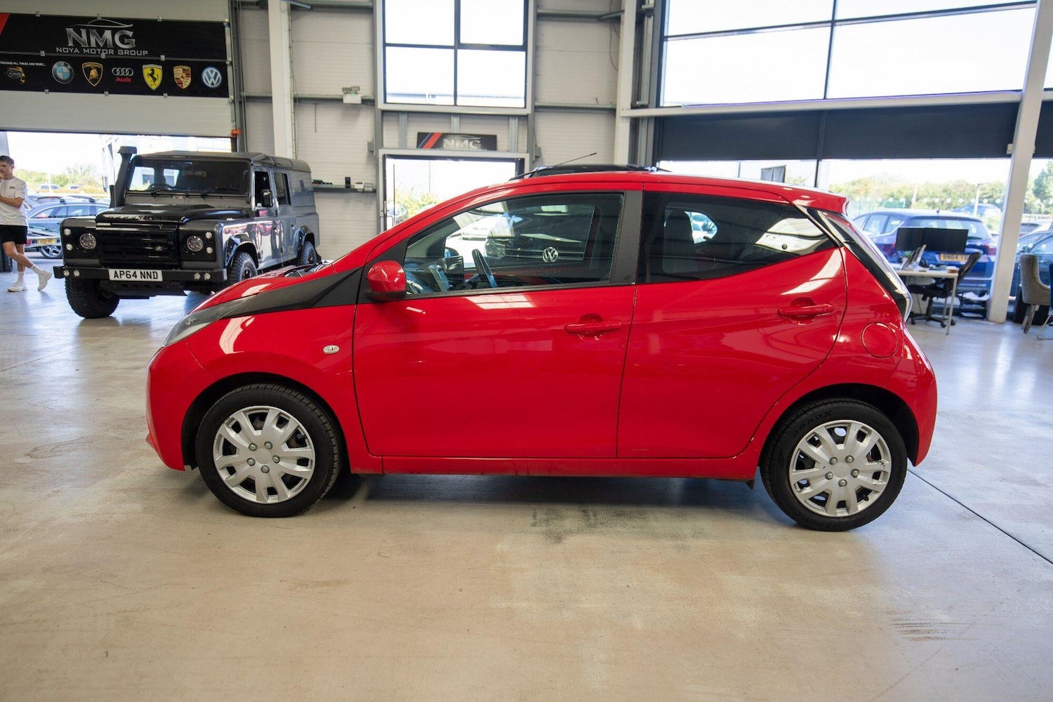 Used Toyota AYGO for sale - 76850507: Photo 31