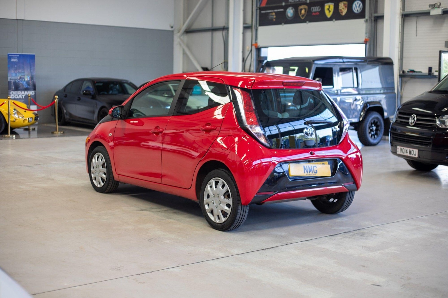 Used Toyota AYGO for sale - 76850507: Photo 4