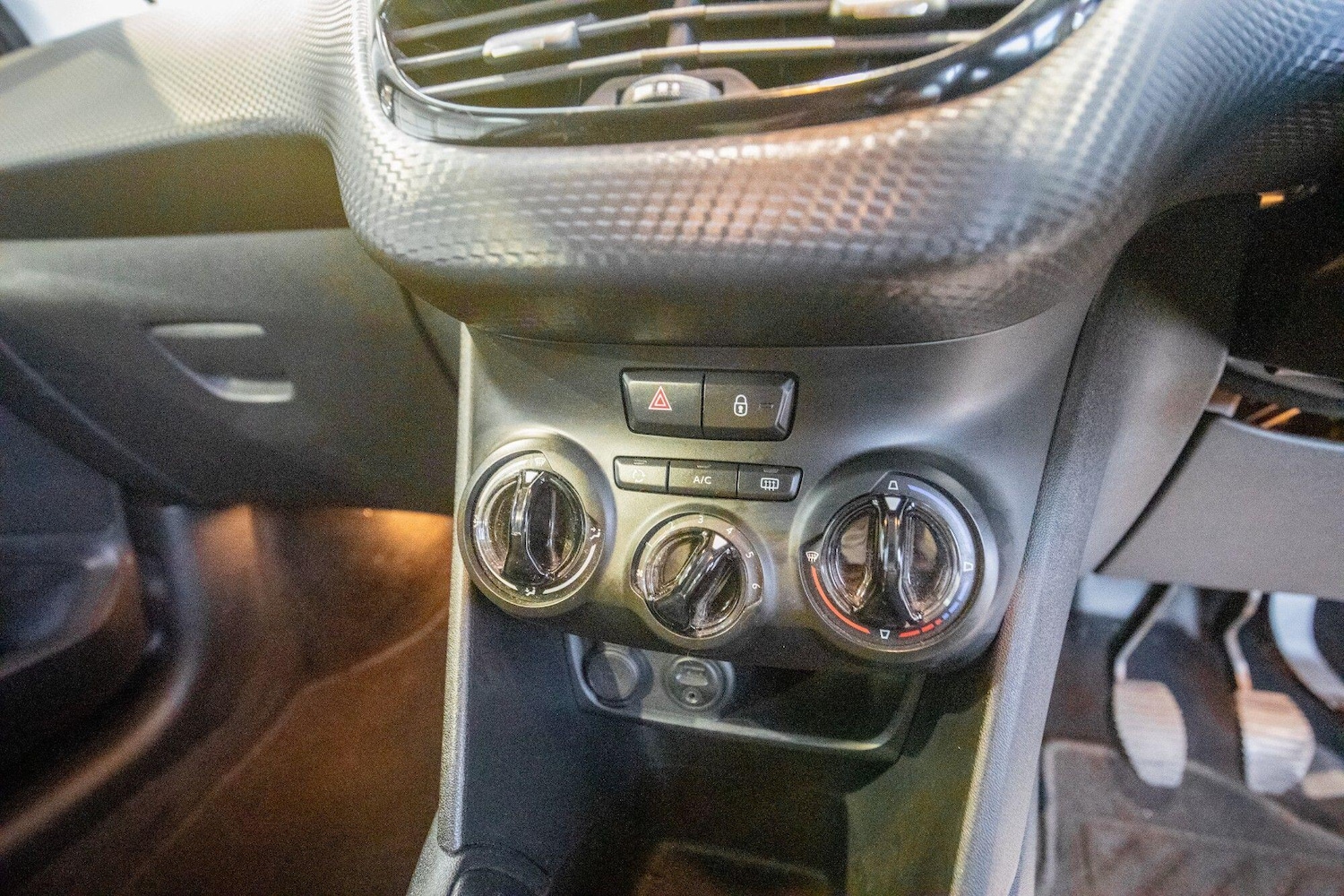 Used Peugeot 208 for sale - 76824516: Photo 15