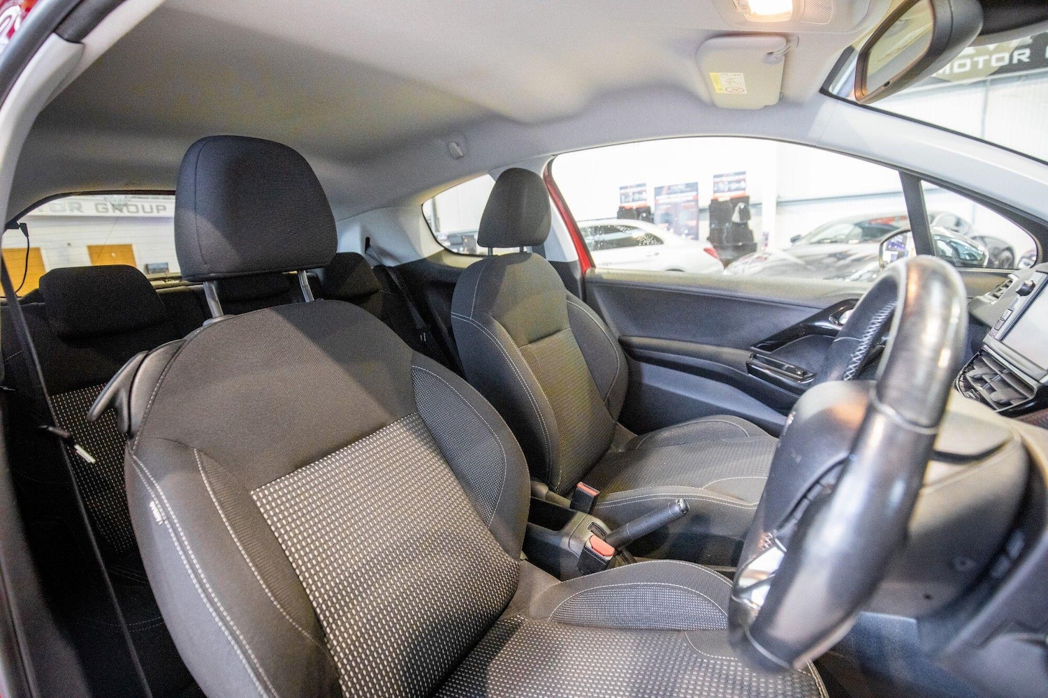 Used Peugeot 208 for sale - 76824516: Photo 3