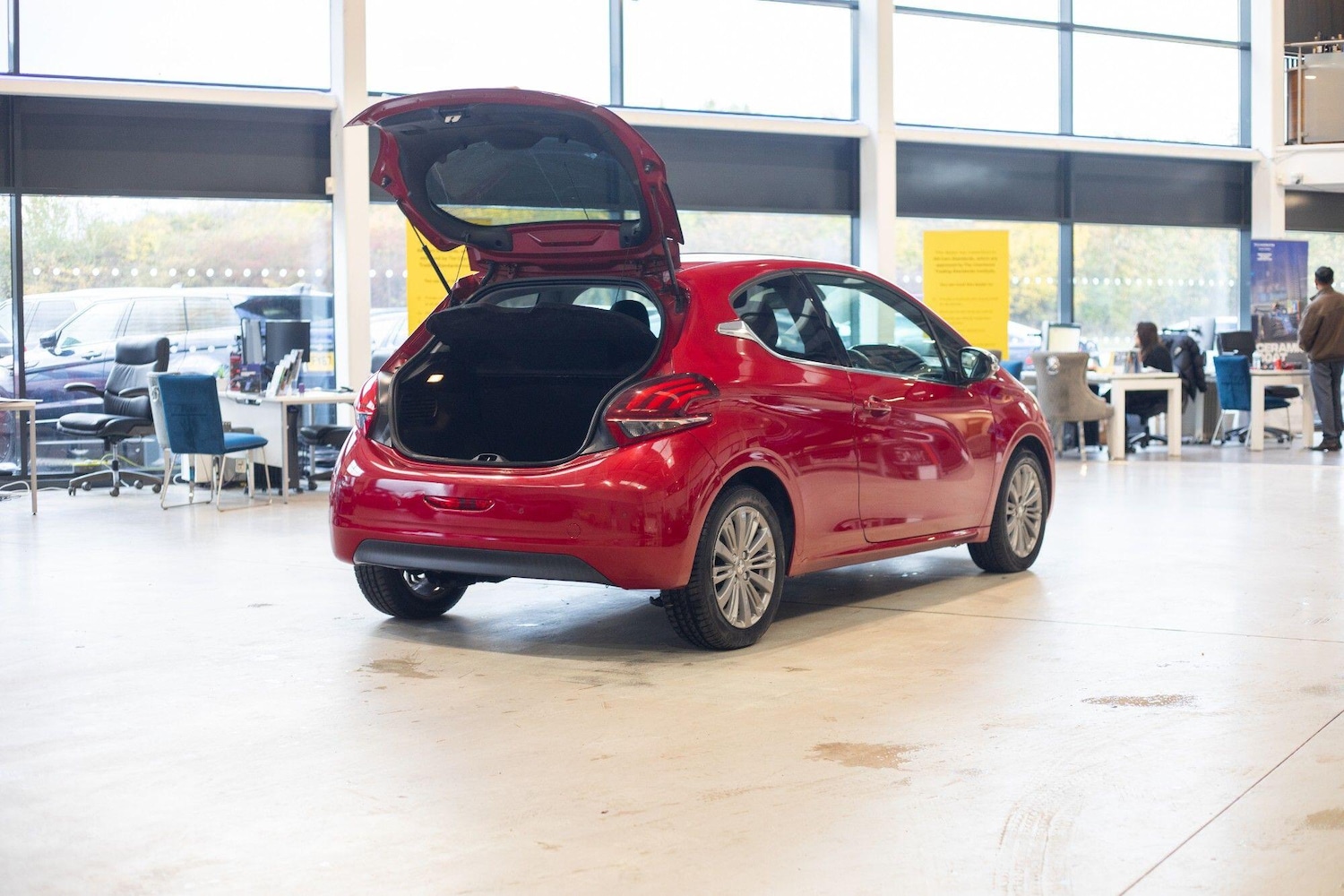 Used Peugeot 208 for sale - 76824516: Photo 37