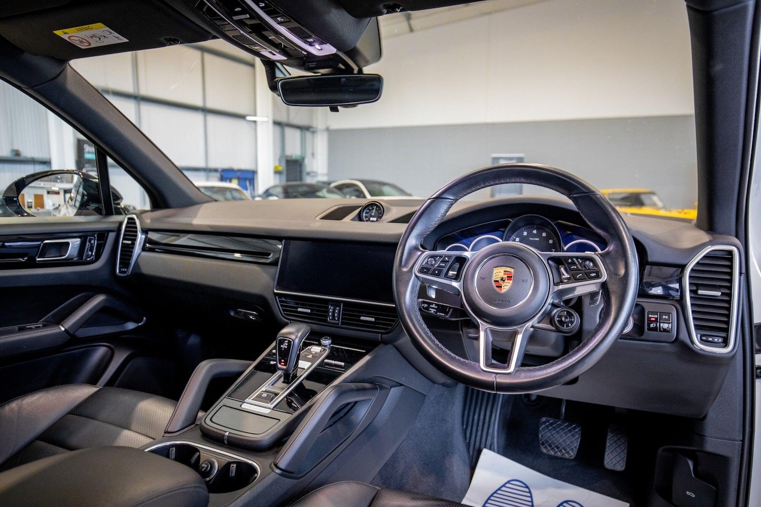 Used Porsche Cayenne 2020 for sale - 76824551: Photo 2