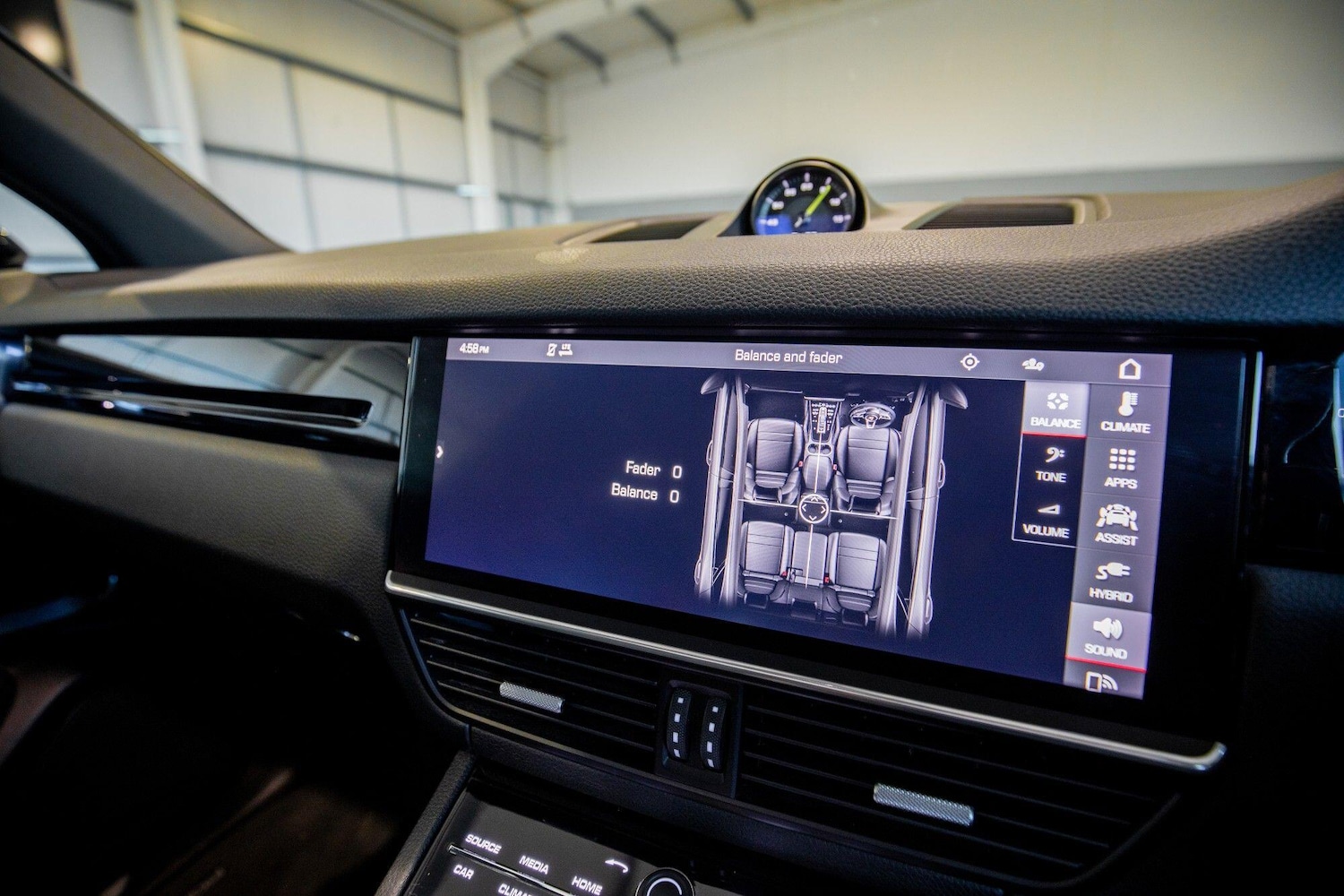 Used Porsche Cayenne 2020 for sale - 76824551: Photo 36