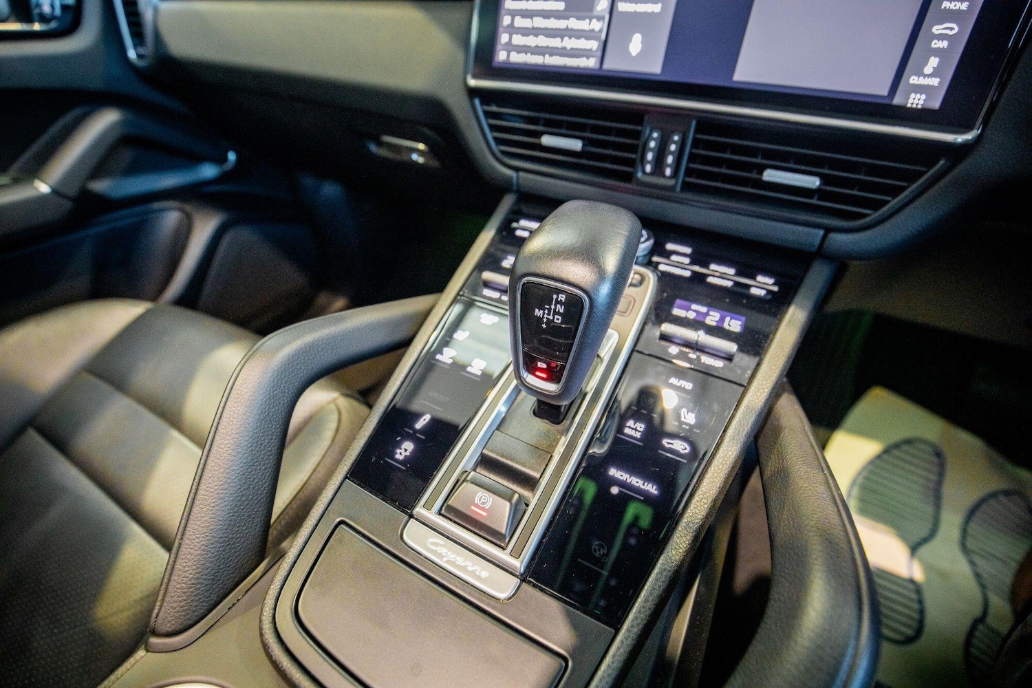 Used Porsche Cayenne 2020 for sale - 76824551: Photo 37