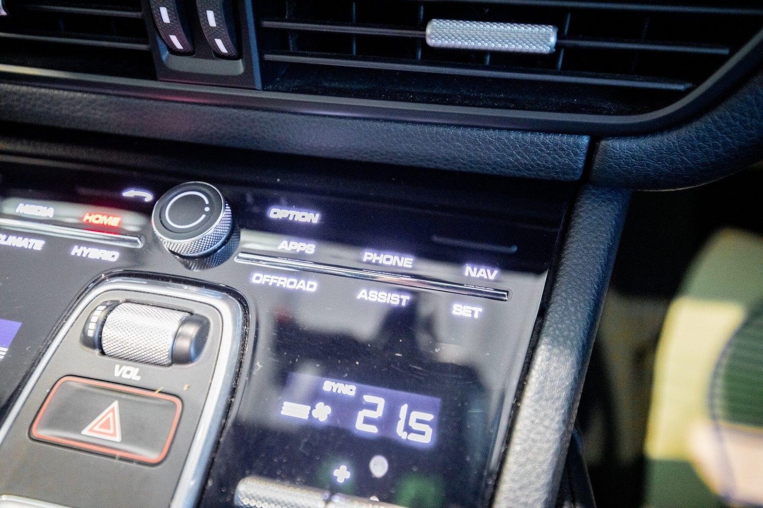 Used Porsche Cayenne 2020 for sale - 76824551: Photo 39