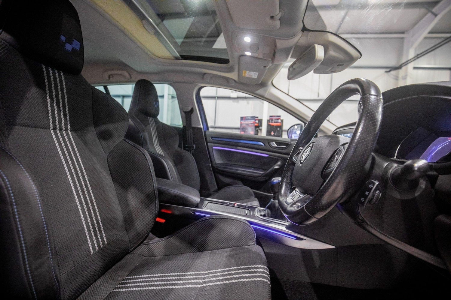 Used Renault Megane 2019 for sale - 77722905: Photo 16