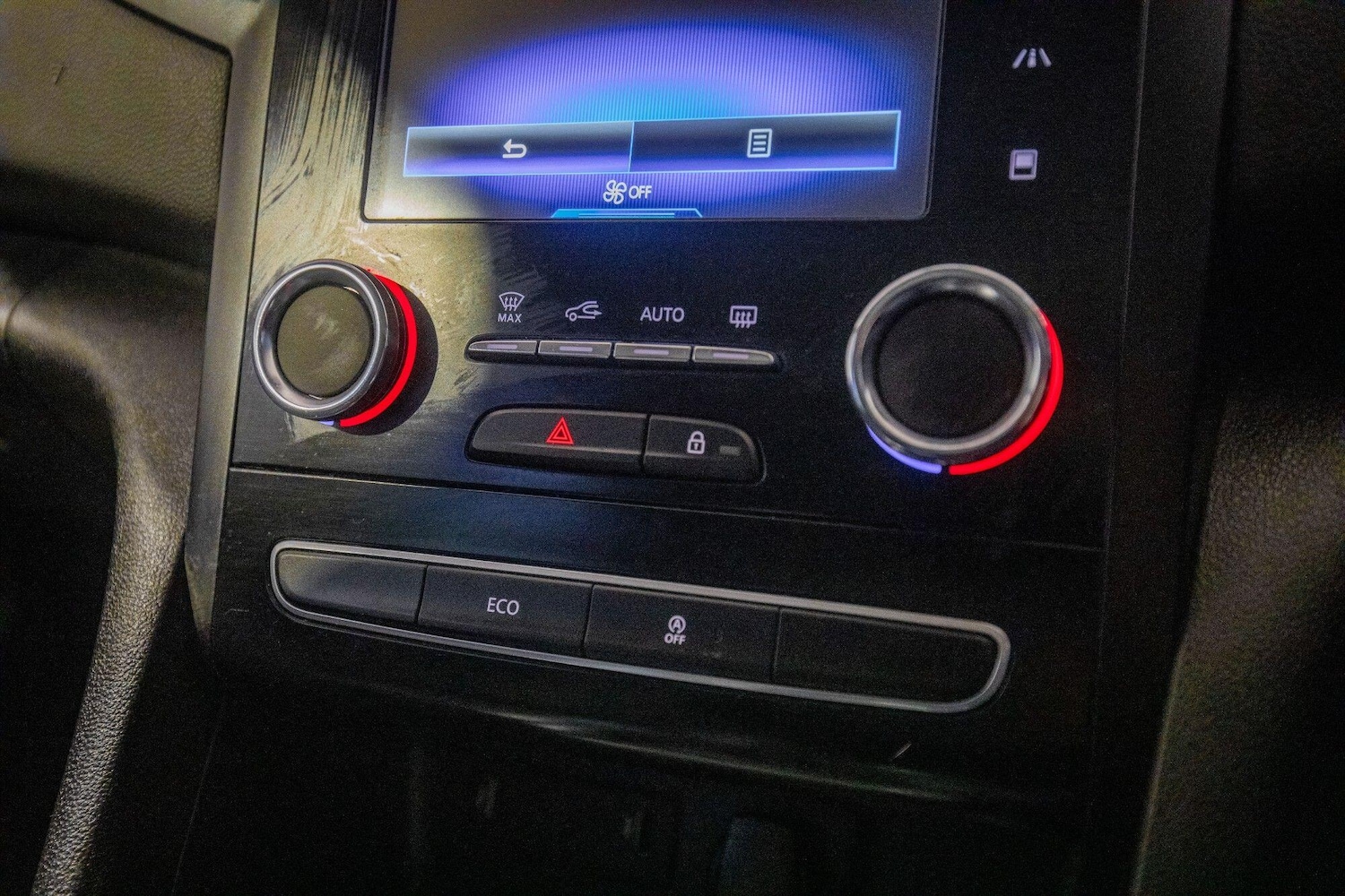 Used Renault Megane 2019 for sale - 77722905: Photo 29